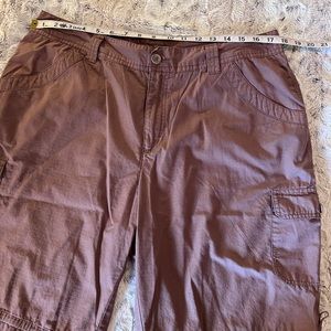 Bay Studio Khakis Dk Tan Shorts Sz 16